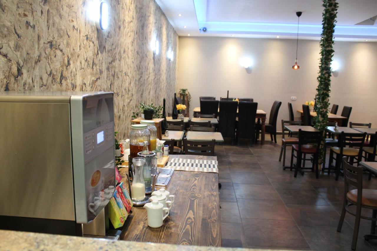 Hotel Maximo Pinneberg Εξωτερικό φωτογραφία