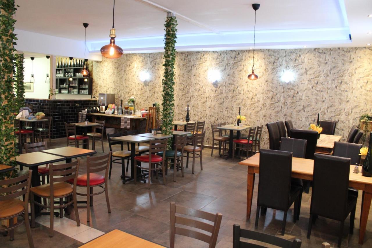 Hotel Maximo Pinneberg Εξωτερικό φωτογραφία
