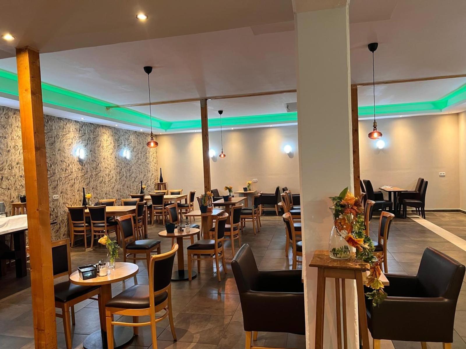 Hotel Maximo Pinneberg Εξωτερικό φωτογραφία