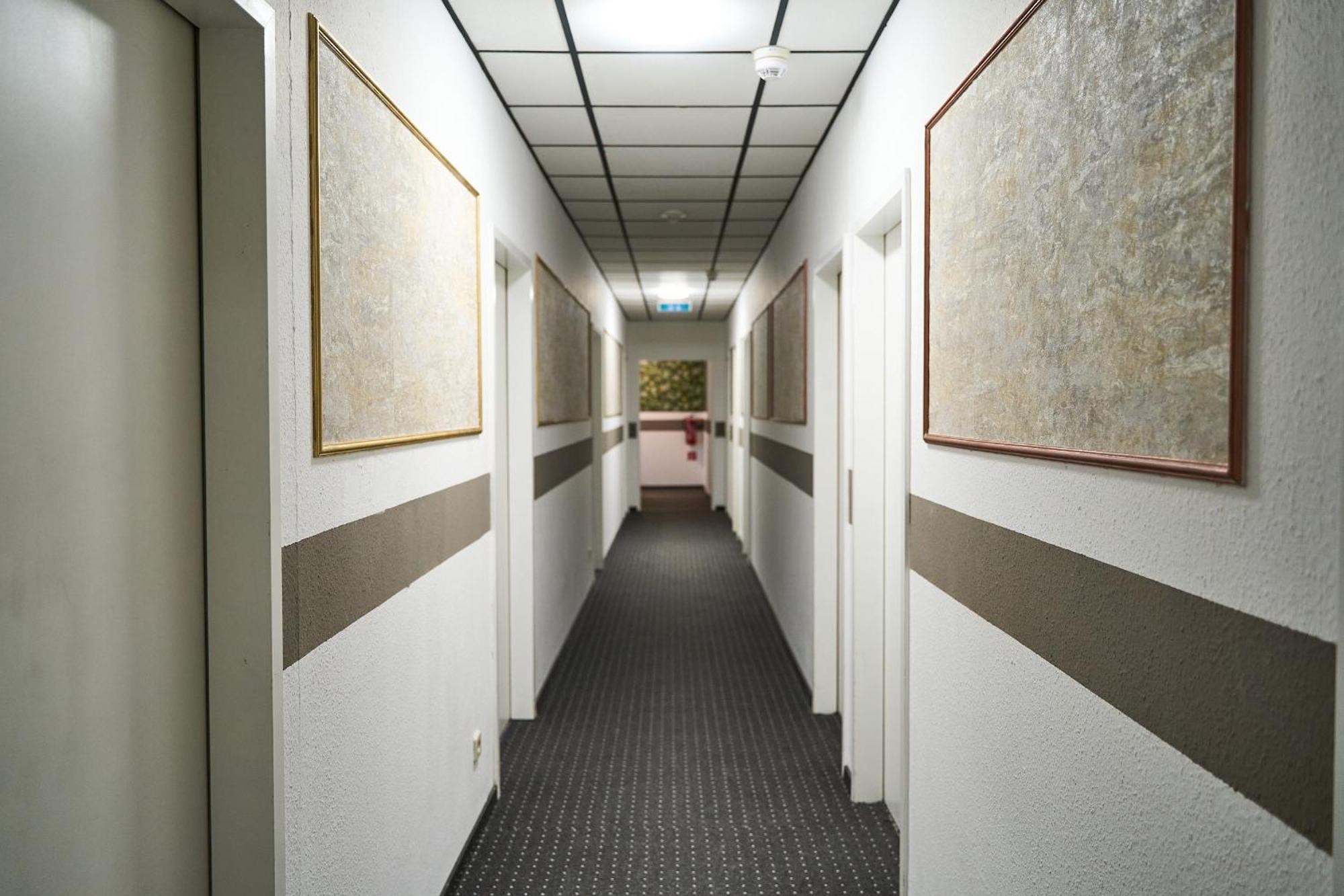 Hotel Maximo Pinneberg Εξωτερικό φωτογραφία