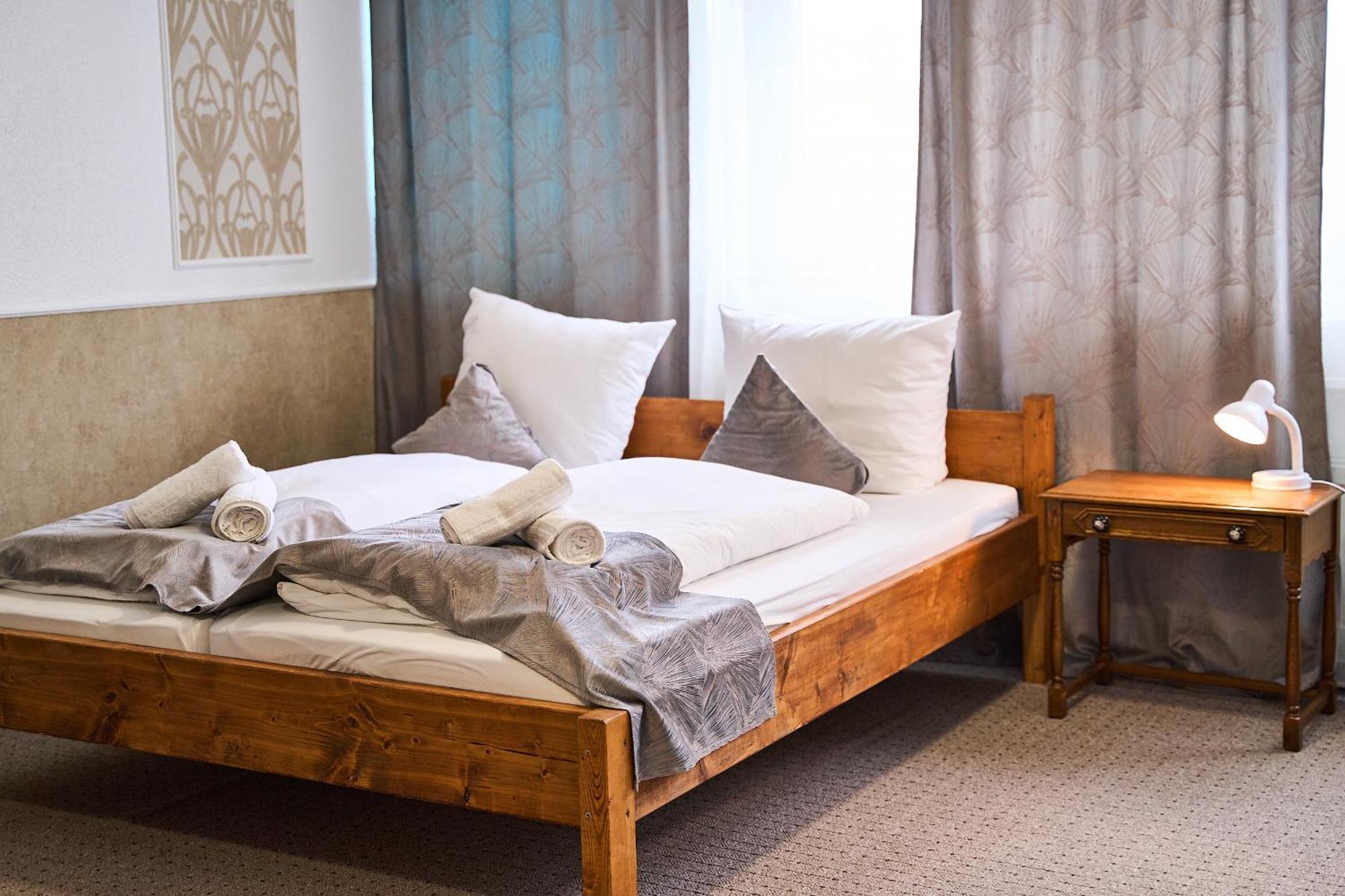 Hotel Maximo Pinneberg Εξωτερικό φωτογραφία
