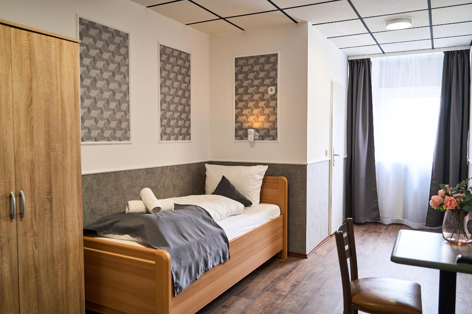 Hotel Maximo Pinneberg Εξωτερικό φωτογραφία