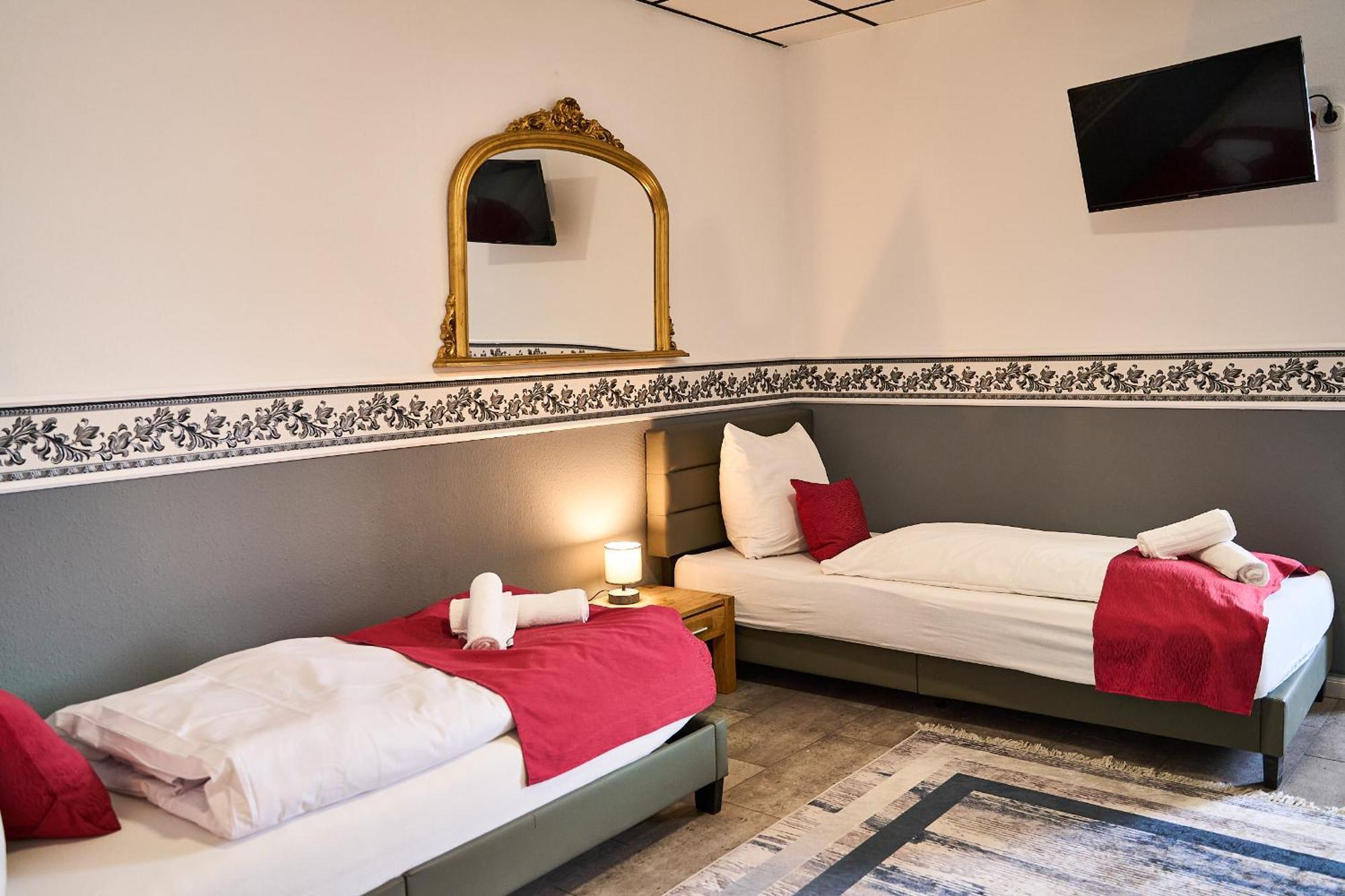 Hotel Maximo Pinneberg Εξωτερικό φωτογραφία